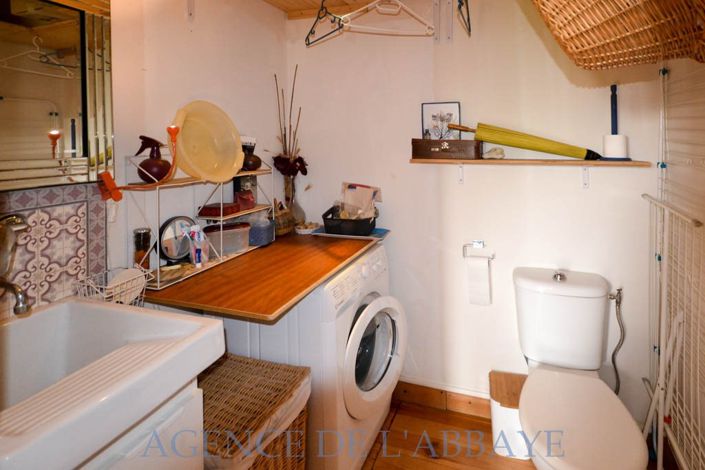 Image No.12-2 Bed House for sale
