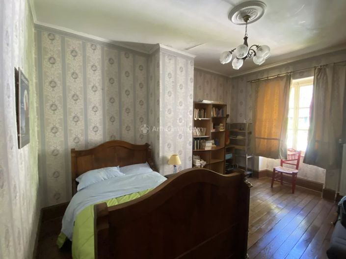 Image No.13-4 Bed House for sale