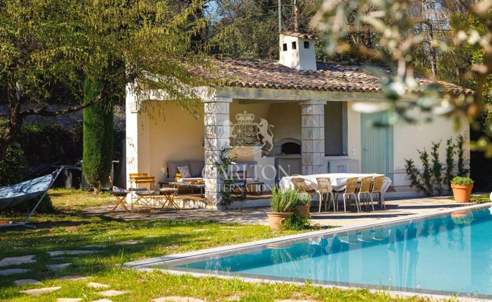 Image No.17-5 Bed House for sale