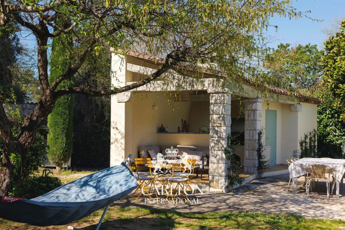 Image No.19-5 Bed House for sale