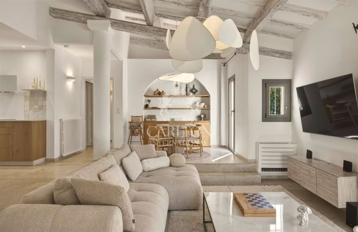 Image No.5-5 Bed House for sale