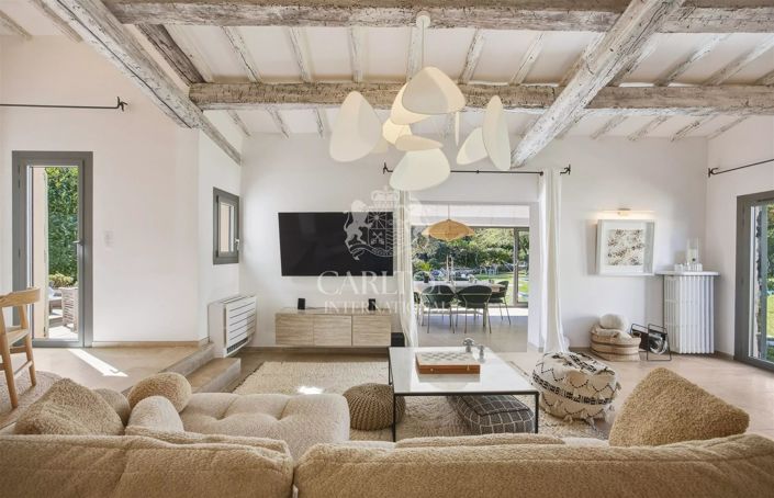 Image No.7-5 Bed House for sale