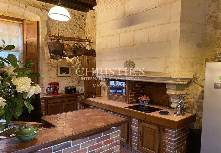 Image No.14-11 Bed House for sale