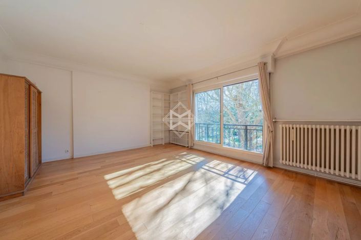 Image No.5-4 Bed Apartment for sale