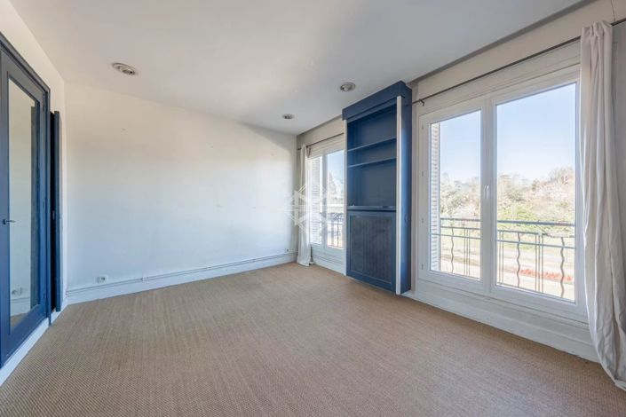 Image No.6-4 Bed Apartment for sale