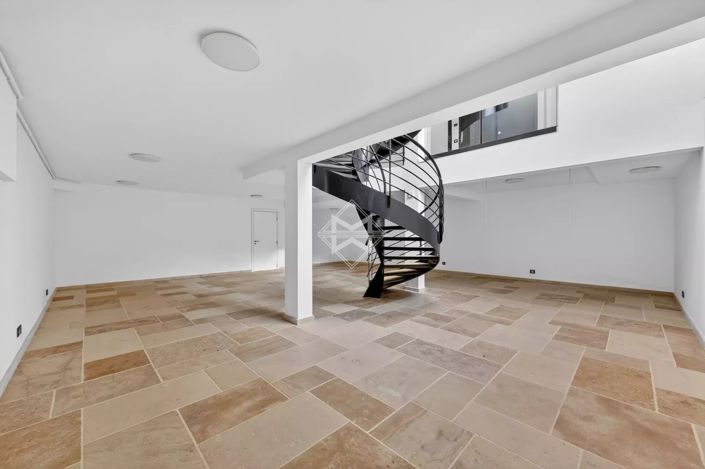 Image No.7-House for sale