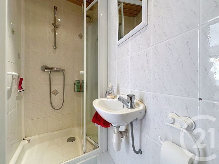 Image No.15-2 Bed Apartment for sale