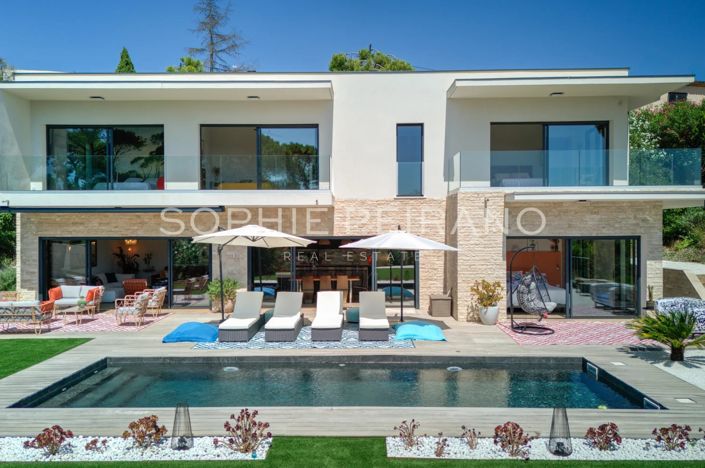 Image No.3-4 Bed House for sale