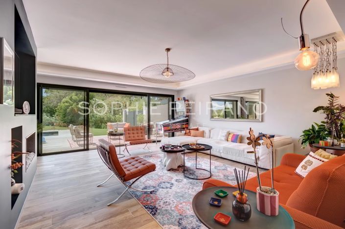 Image No.5-4 Bed House for sale