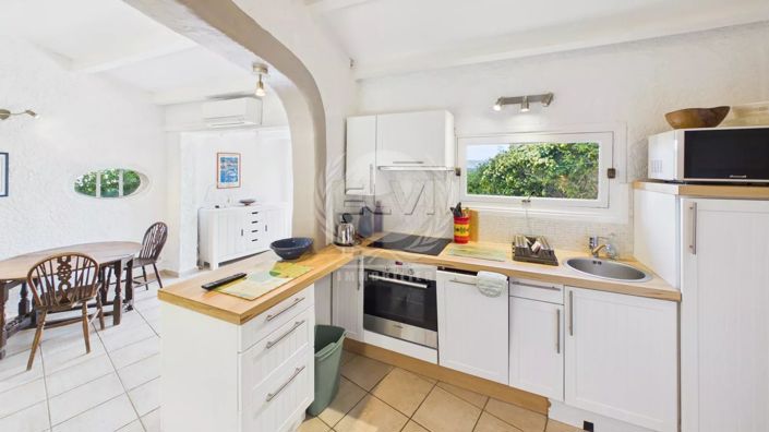 Image No.3-2 Bed House for sale