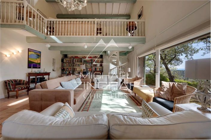 Image No.7-11 Bed House for sale