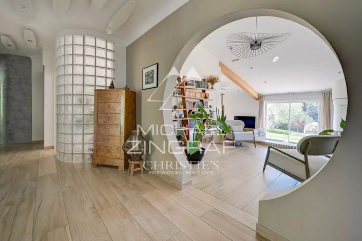 Image No.13-4 Bed House for sale
