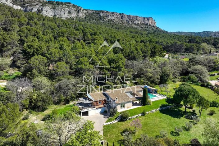Image No.20-4 Bed House for sale