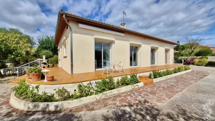 Image No.19-4 Bed House for sale