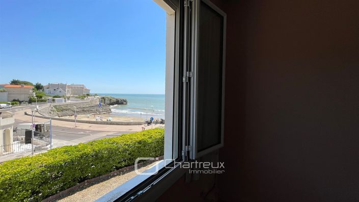 Image No.19-5 Bed House for sale