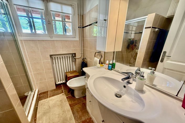 Image No.13-3 Bed Apartment for sale