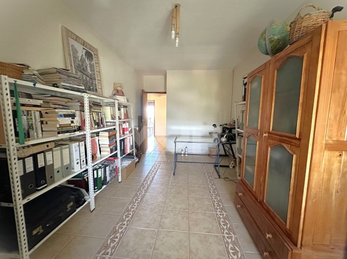 Image No.20-3 Bed Apartment for sale