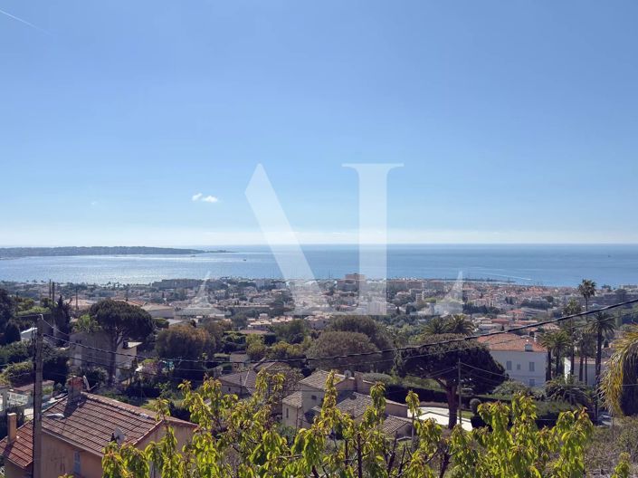 Image No.2-Maison de 4 chambres à vendre à Golfe Juan