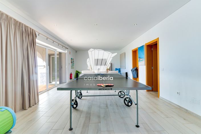 Image No.59-6 Bed House for sale