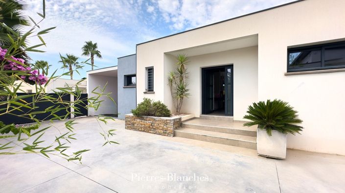 Image No.10-5 Bed House for sale