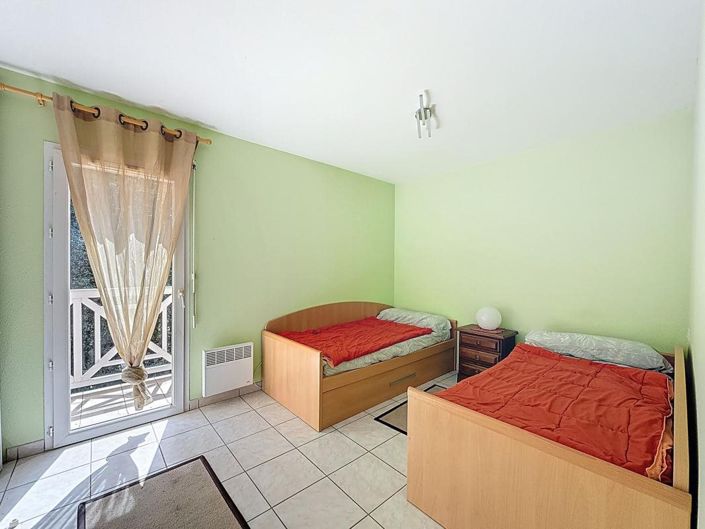 Image No.16-3 Bed House for sale