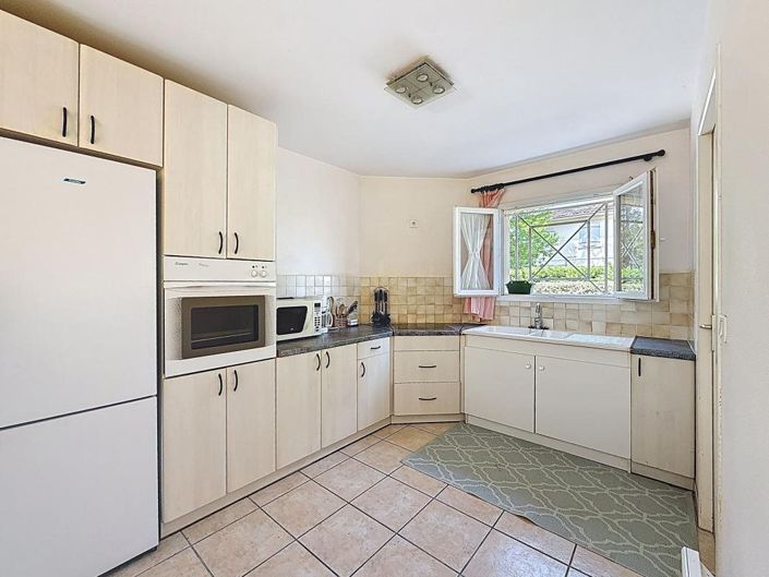 Image No.5-3 Bed House for sale