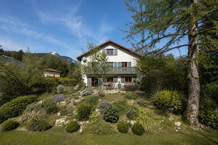 Image No.2-Maison de 8 chambres à vendre à Gex