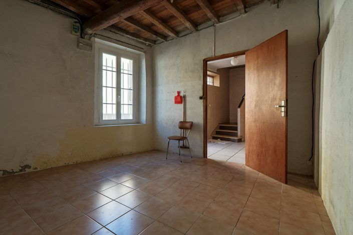 Image No.7-5 Bed House for sale
