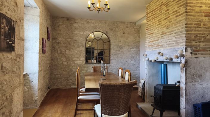Image No.11-2 Bed House for sale