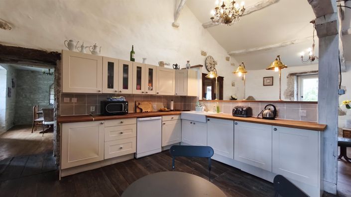 Image No.13-2 Bed House for sale
