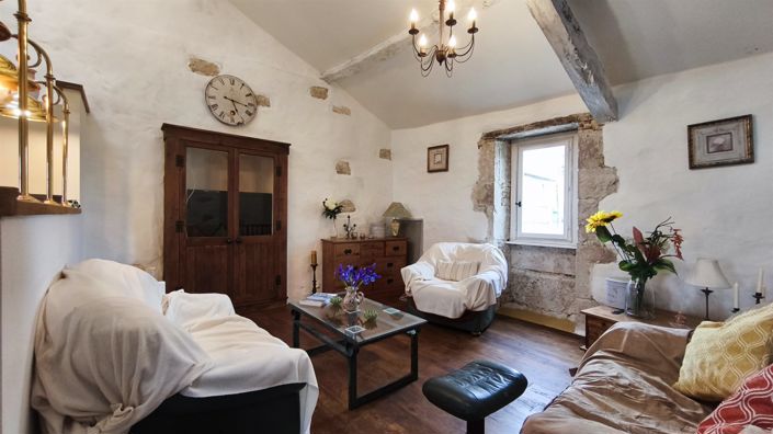 Image No.15-2 Bed House for sale