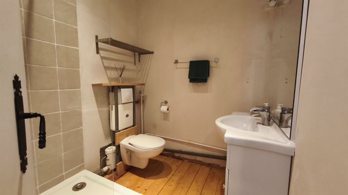 Image No.17-2 Bed House for sale