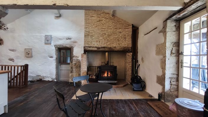 Image No.2-2 Bed House for sale