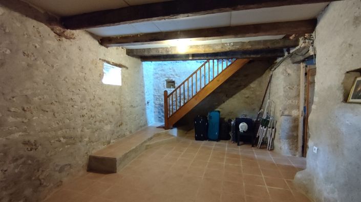 Image No.20-2 Bed House for sale