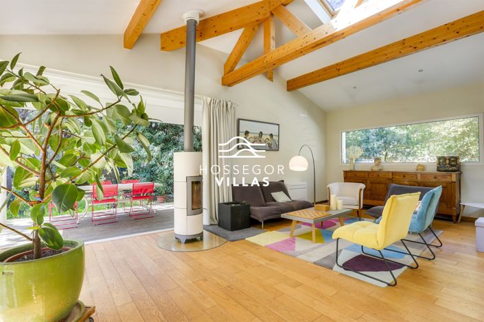 Image No.12-6 Bed House for sale