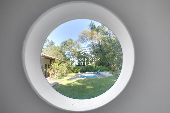 Image No.10-5 Bed House for sale