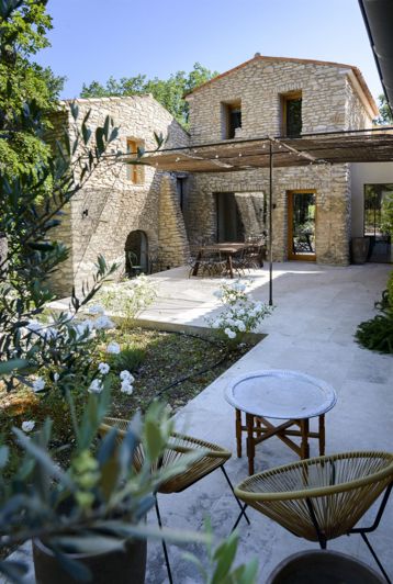 Image No.8-5 Bed Property for sale