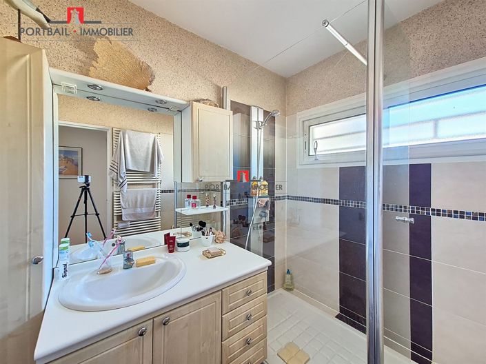 Image No.5-3 Bed House for sale