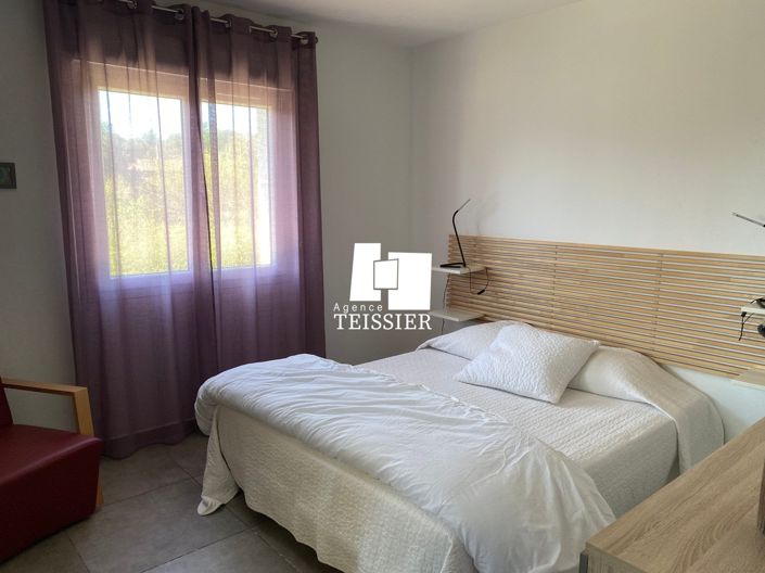 Image No.17-3 Bed House for sale