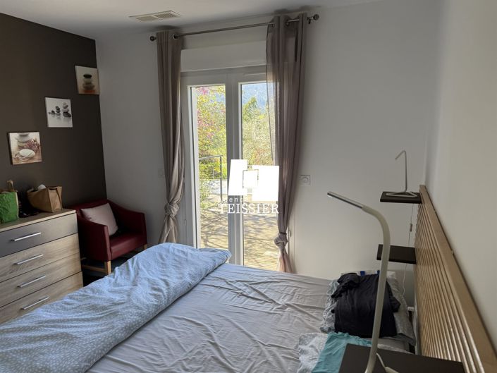 Image No.30-3 Bed House for sale