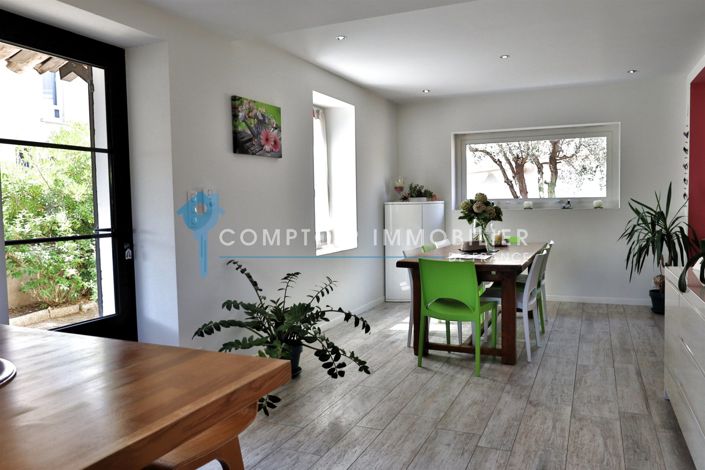 Image No.6-3 Bed House for sale
