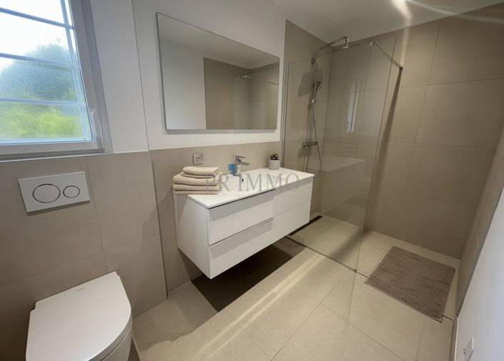 Image No.13-4 Bed House for sale