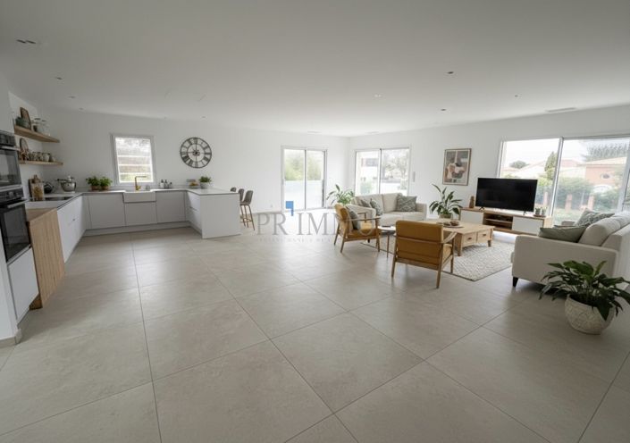 Image No.7-4 Bed House for sale