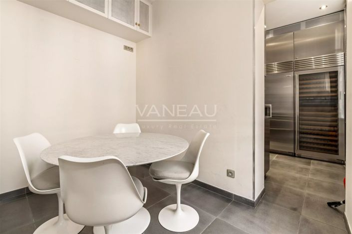 Image No.20-Appartement de 4 chambres à vendre à Paris