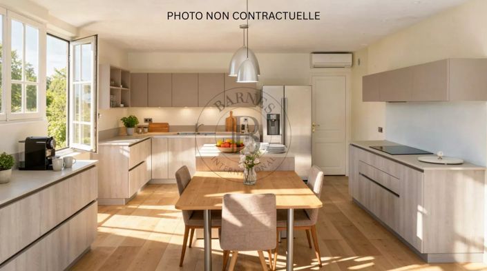 Image No.4-5 Bed House for sale