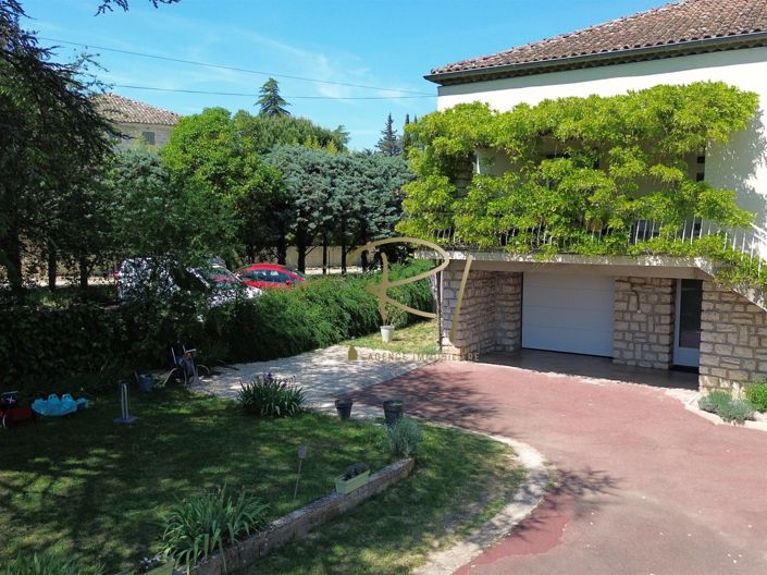 Image No.11-4 Bed House for sale