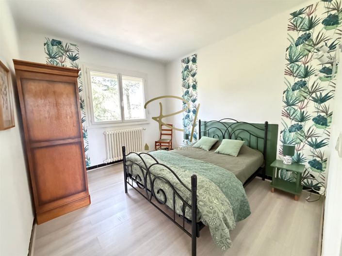Image No.8-4 Bed House for sale