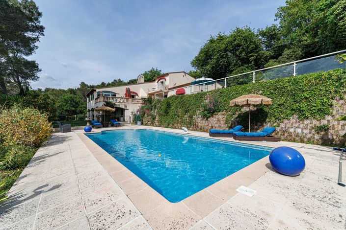 Image No.30-6 Bed House for sale