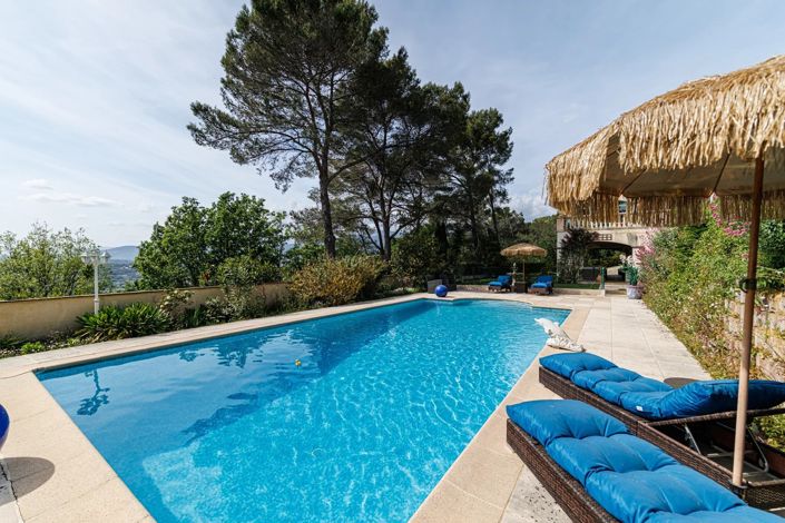 Image No.32-6 Bed House for sale