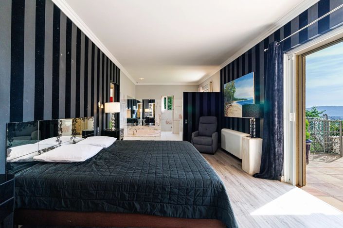 Image No.33-6 Bed House for sale